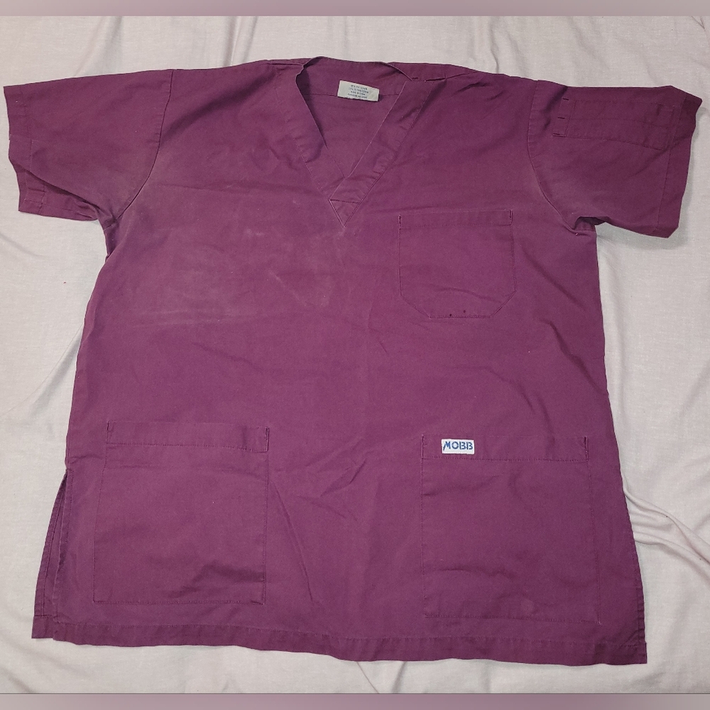 MOBB unisex scrub set